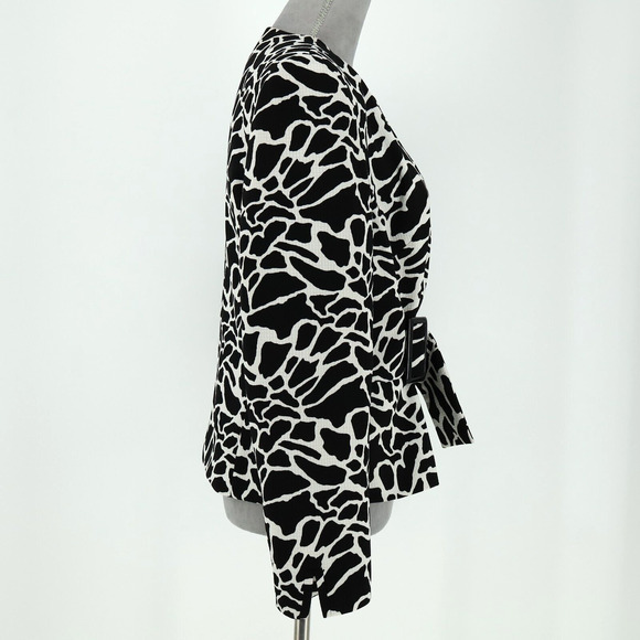 Liz Claiborne Jacket Petites 14P Black White Animal Print Attached Belt Lined - Picture 5 of 16